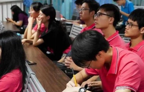 电子商务本科专业想转行